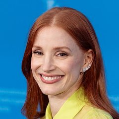 Casting reference: Jessica Chastain